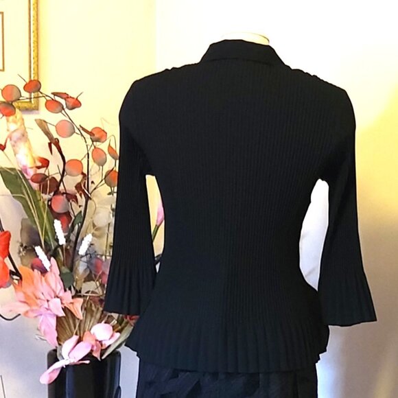 NWOT Fred David Women’s Long Sleeve Black Pleated Blouse Top Size S 6 - Picture 7 of 7